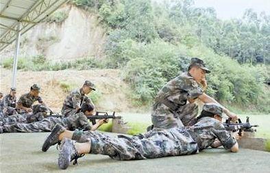 军训综艺爆料大全最新视频,最新视频揭秘精彩瞬间  第1张